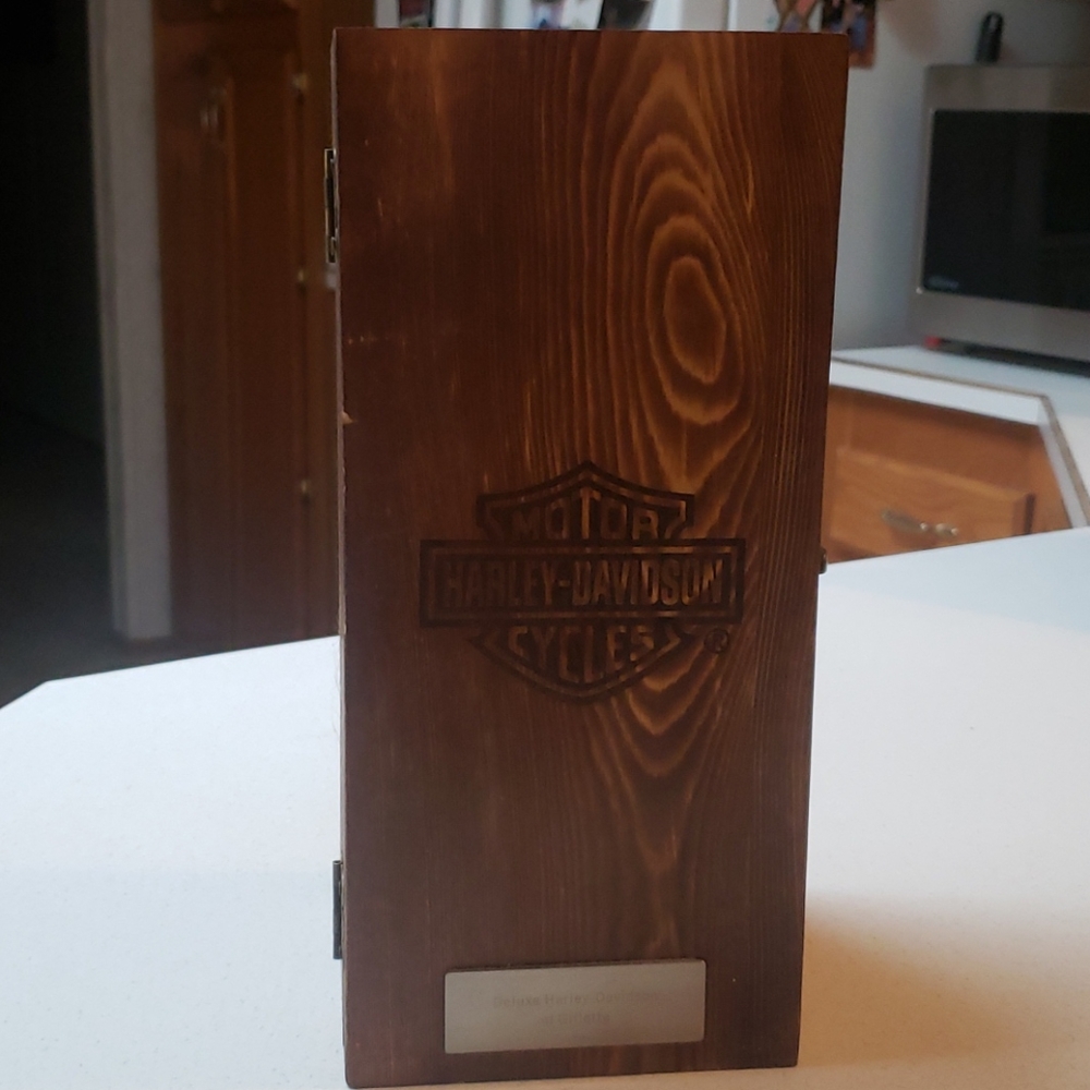 Whiskey decanter